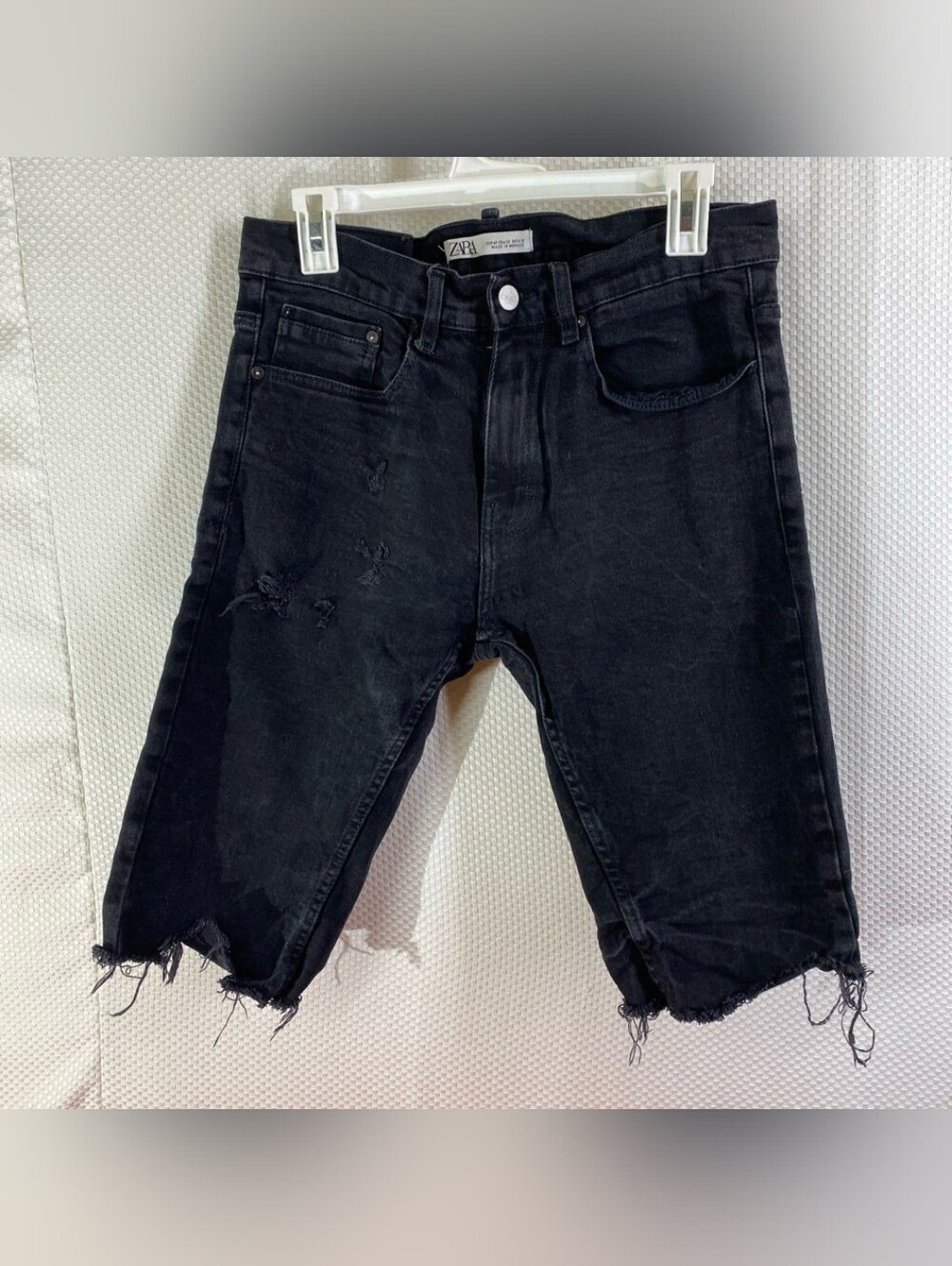 ZARA Men's Black Distressed Denim Shorts Size 32